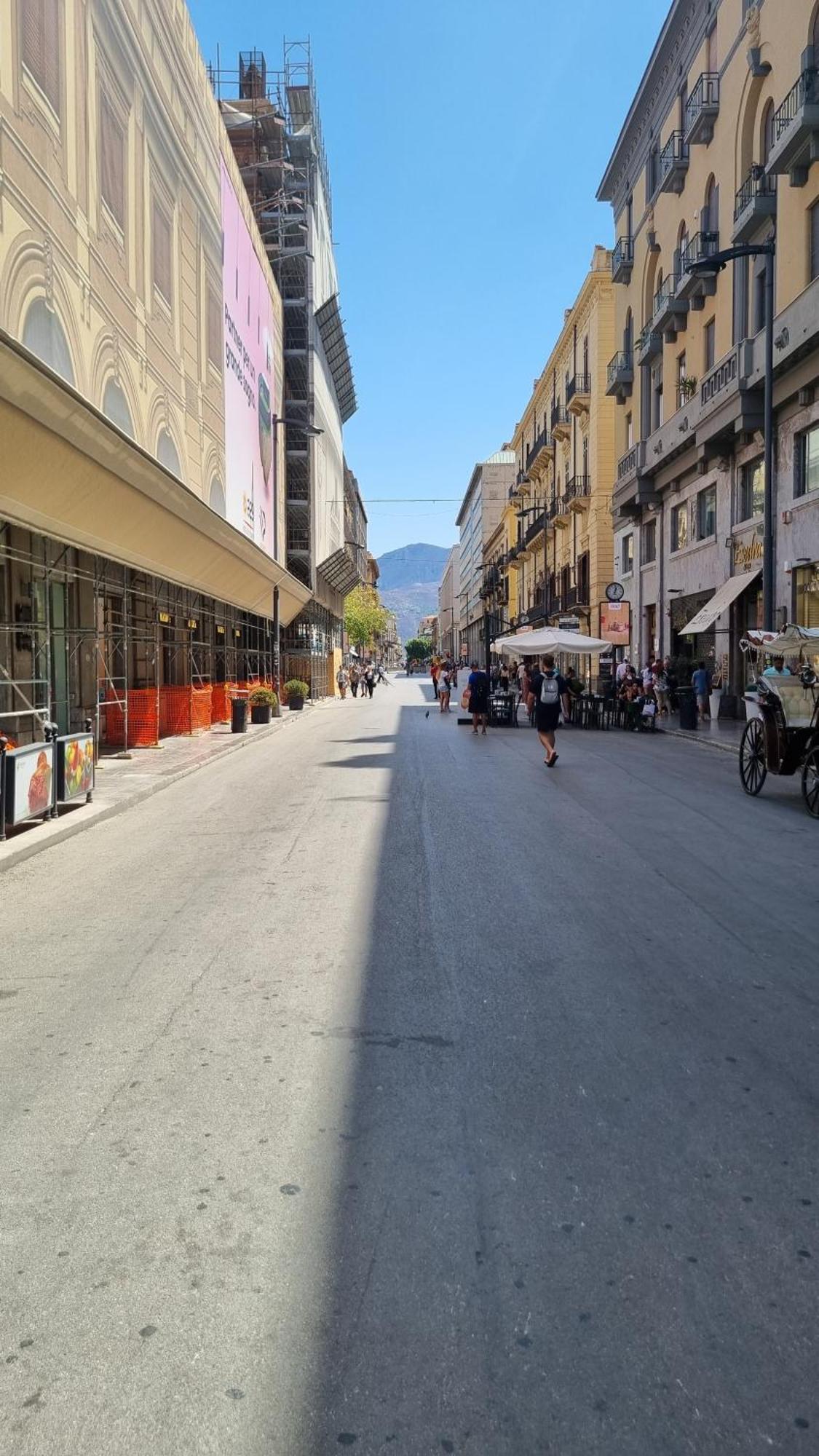 Enne'S Apartments In The Heart Of Palermo Bagian luar foto