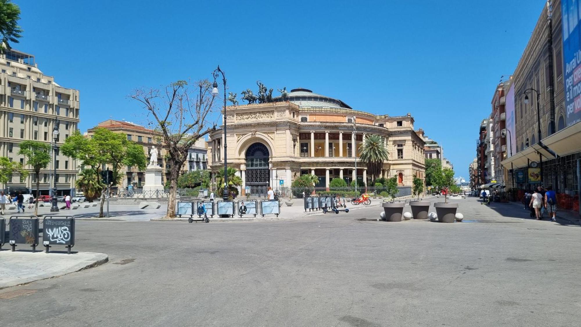 Enne'S Apartments In The Heart Of Palermo Bagian luar foto